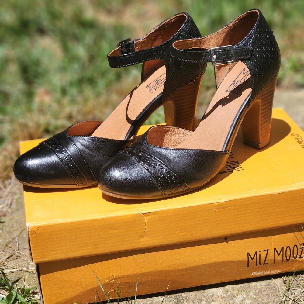 Miz Mooz Black Classic Heels/ Gently Worn A Few Times.